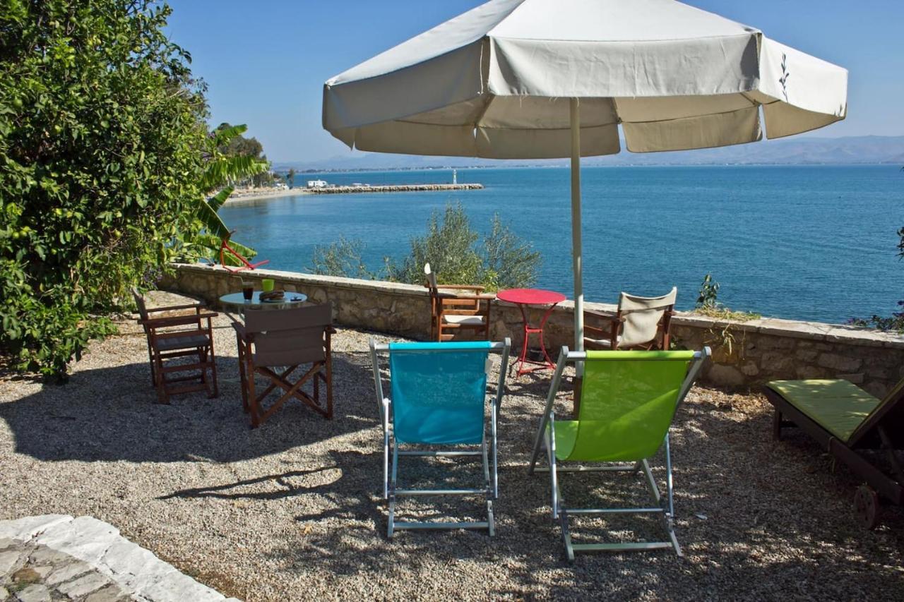 Kiveri 1876 Traditional Seafront Cottage Exterior photo